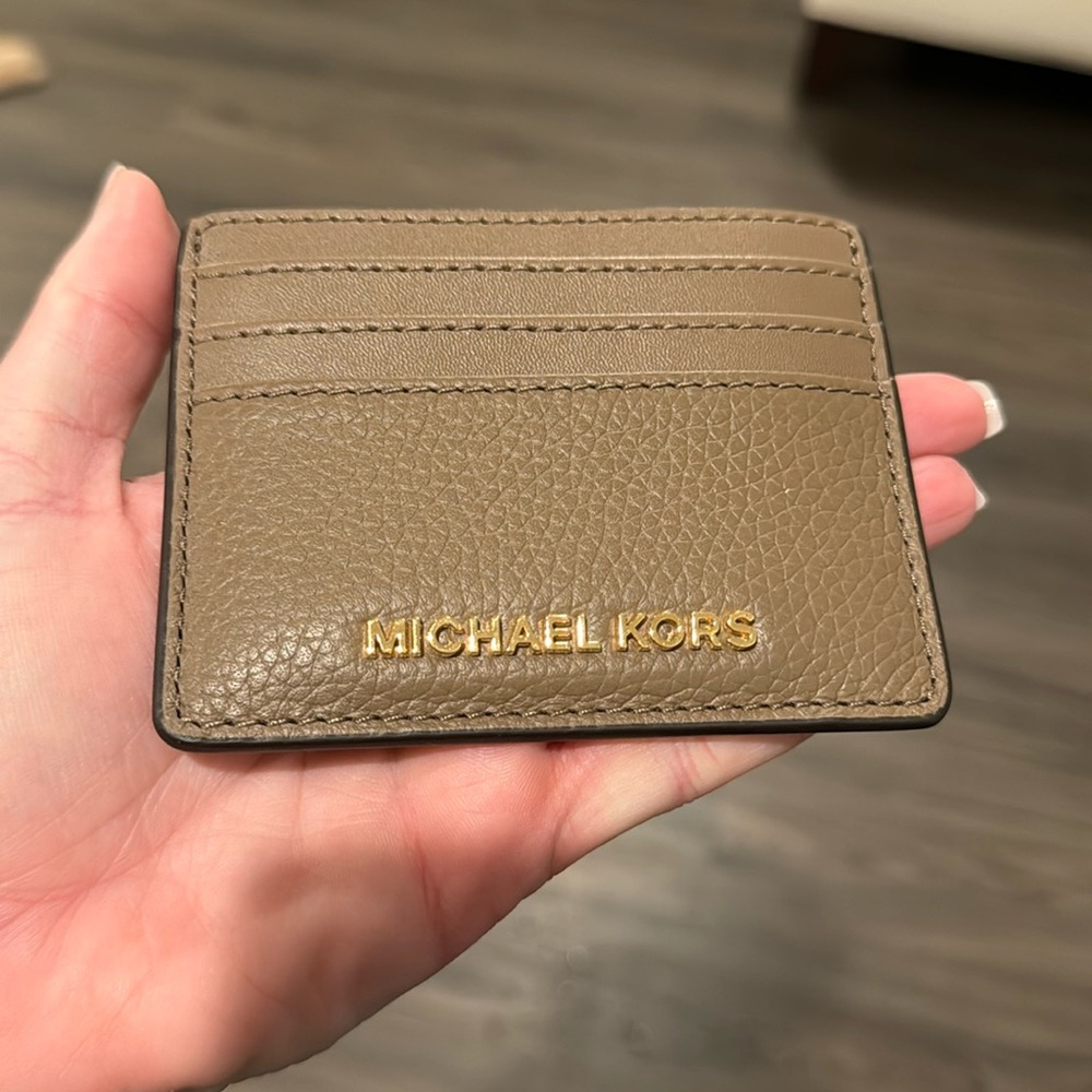 Michael Kors Tan Carholder